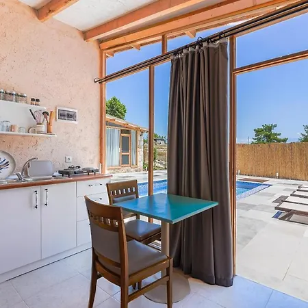 Casa De Sherys Apart Otel 3*