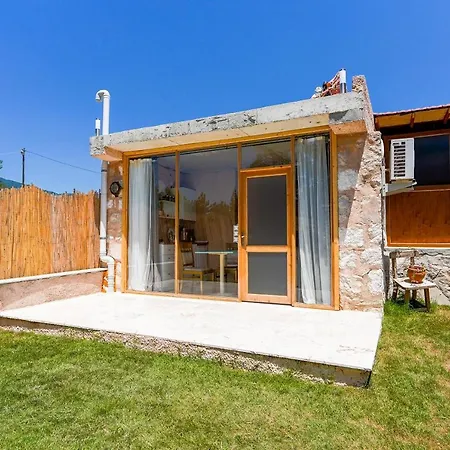 Casa De Sherys 3*