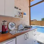 Casa De Sherys 3*